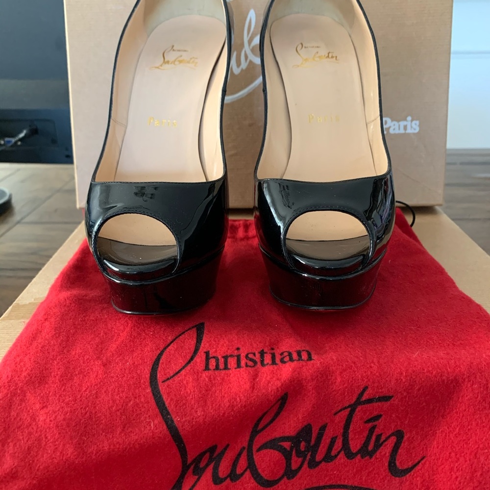Christian Louboutin Black Patent Leather Platform Peep-Toe Pumps with Red Sole - Picture 3 of 11